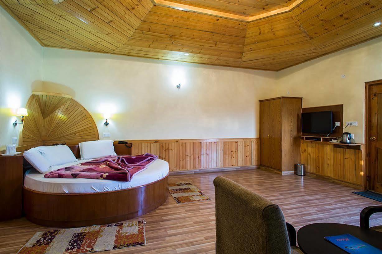Village Live In Resort Чейл Экстерьер фото
