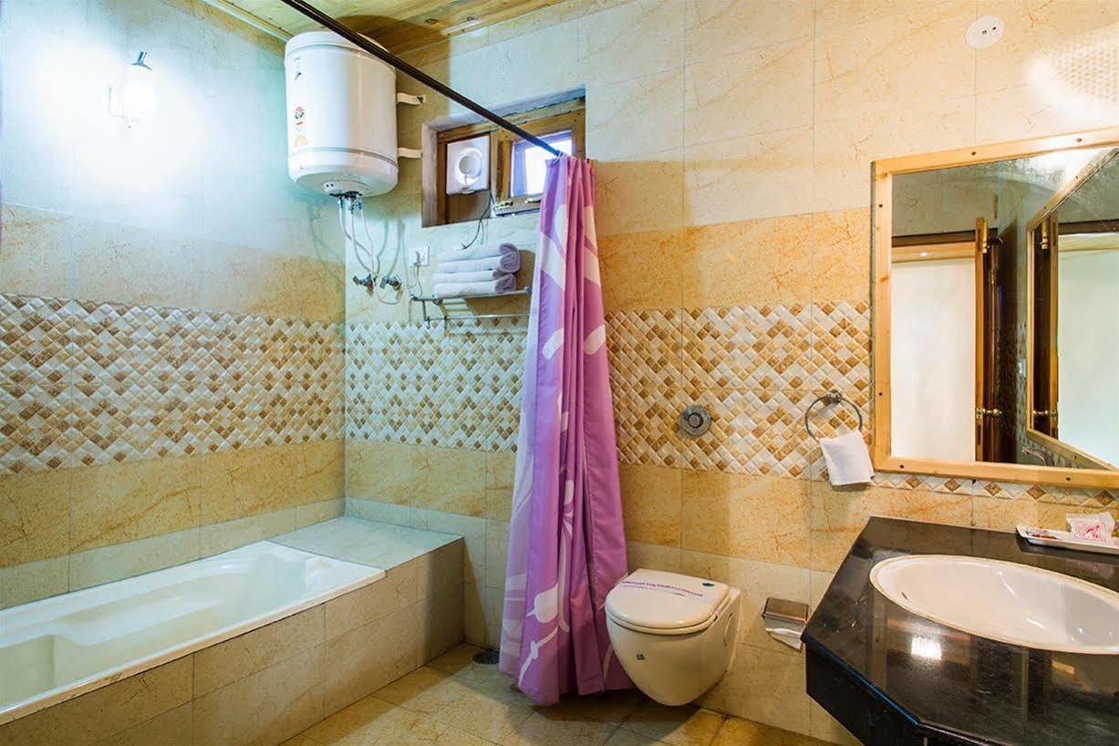 Village Live In Resort Чейл Экстерьер фото